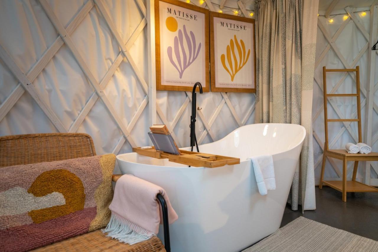 Izera Glamping Adults - Luksusowe Jurty&Spa Gajowka  المظهر الخارجي الصورة