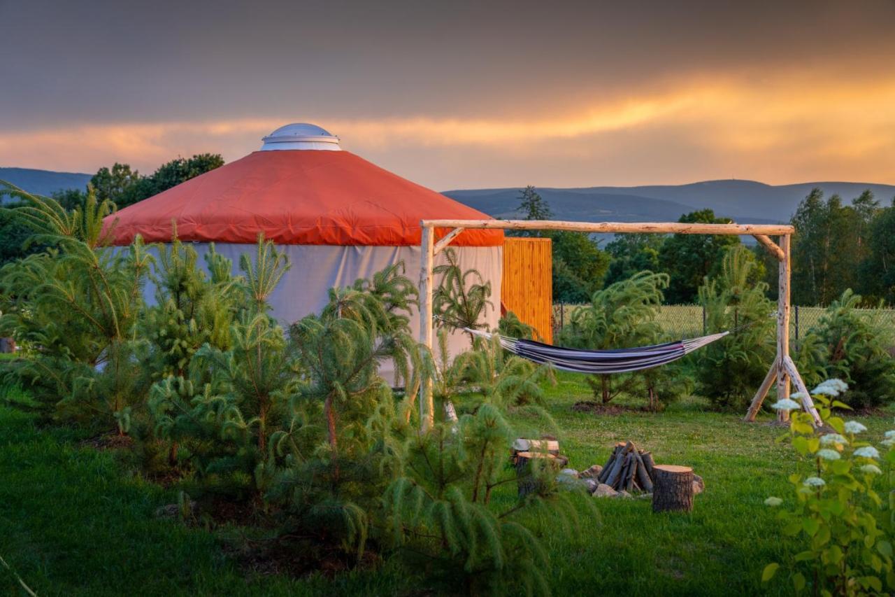 Izera Glamping Adults - Luksusowe Jurty&Spa Gajowka  المظهر الخارجي الصورة