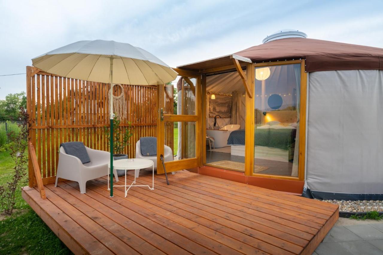 Izera Glamping Adults - Luksusowe Jurty&Spa Gajowka  المظهر الخارجي الصورة