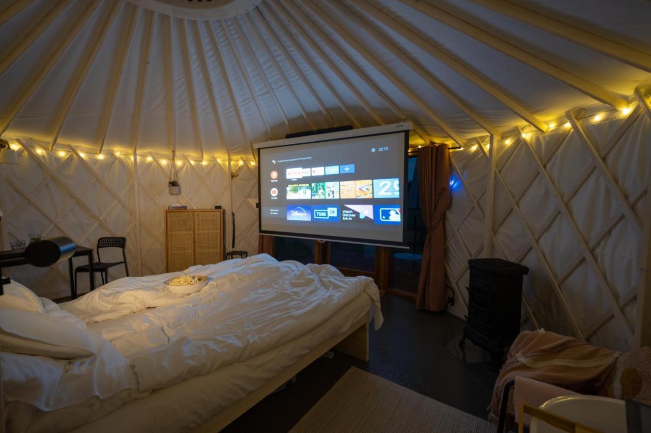 Izera Glamping Adults - Luksusowe Jurty&Spa Gajowka  المظهر الخارجي الصورة