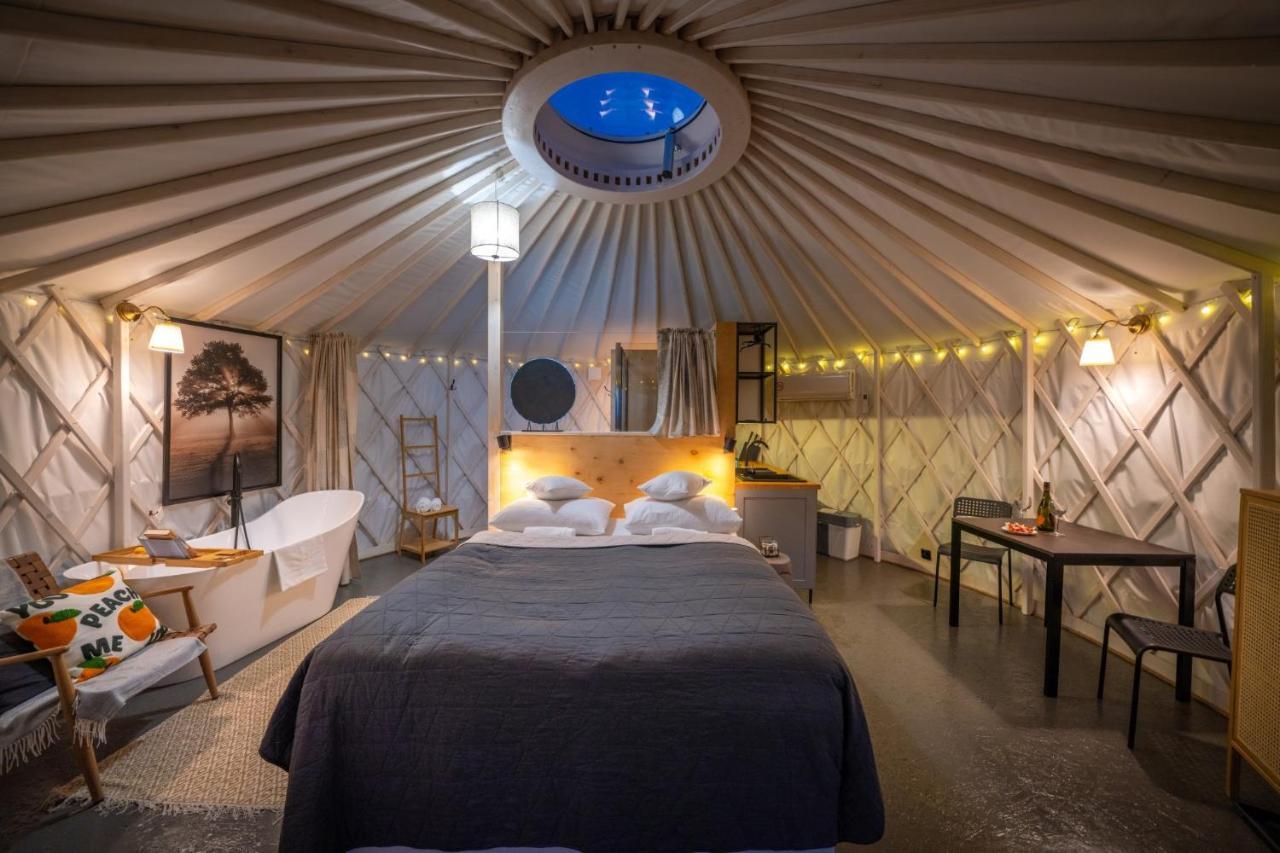Izera Glamping Adults - Luksusowe Jurty&Spa Gajowka  المظهر الخارجي الصورة